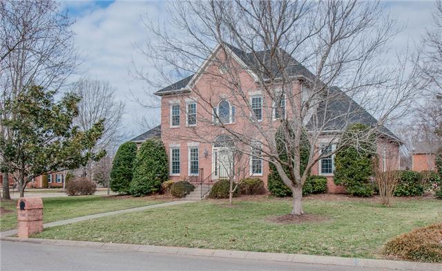 900 Grapevine Lane