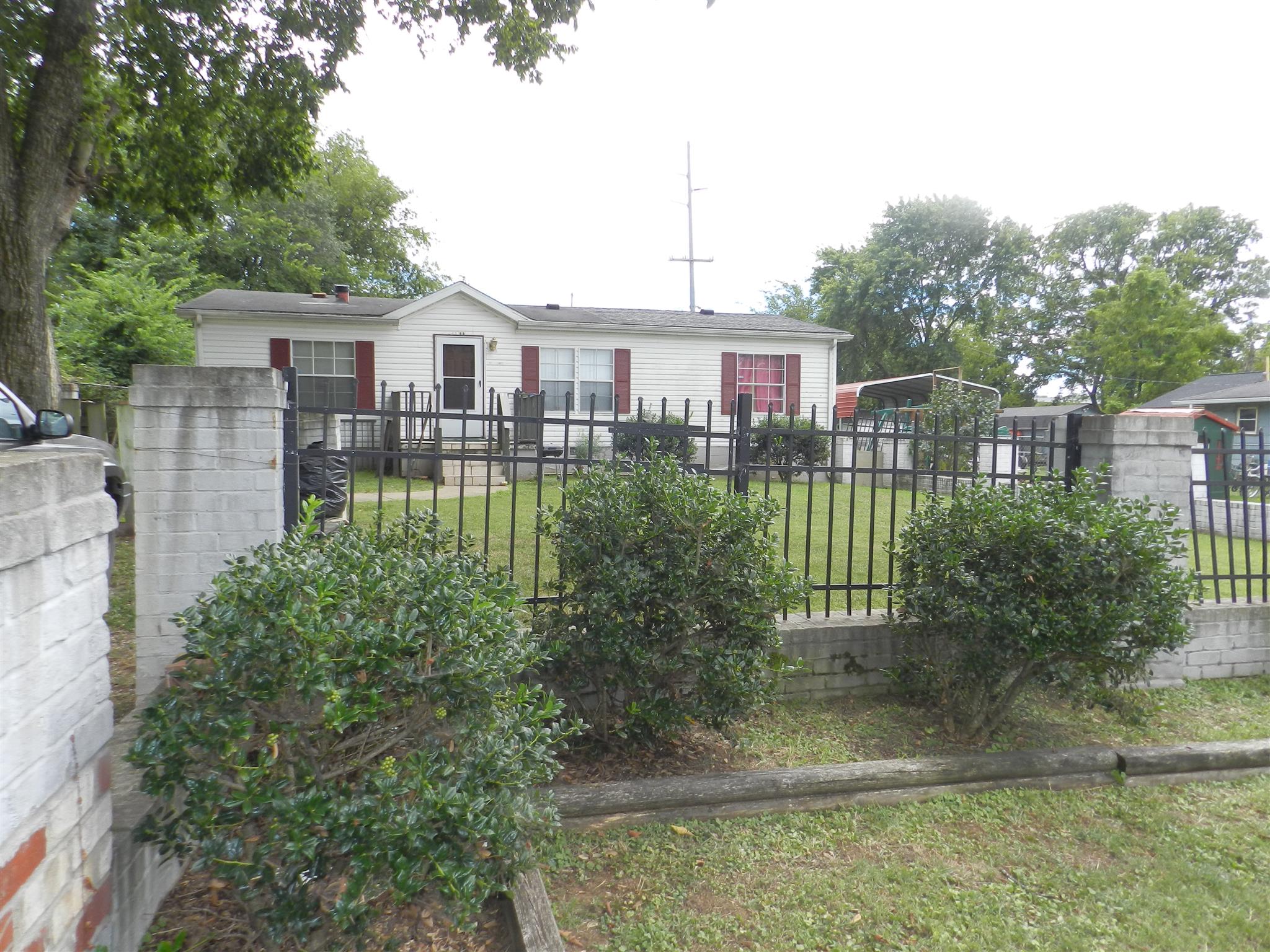 5211 Indiana Ave