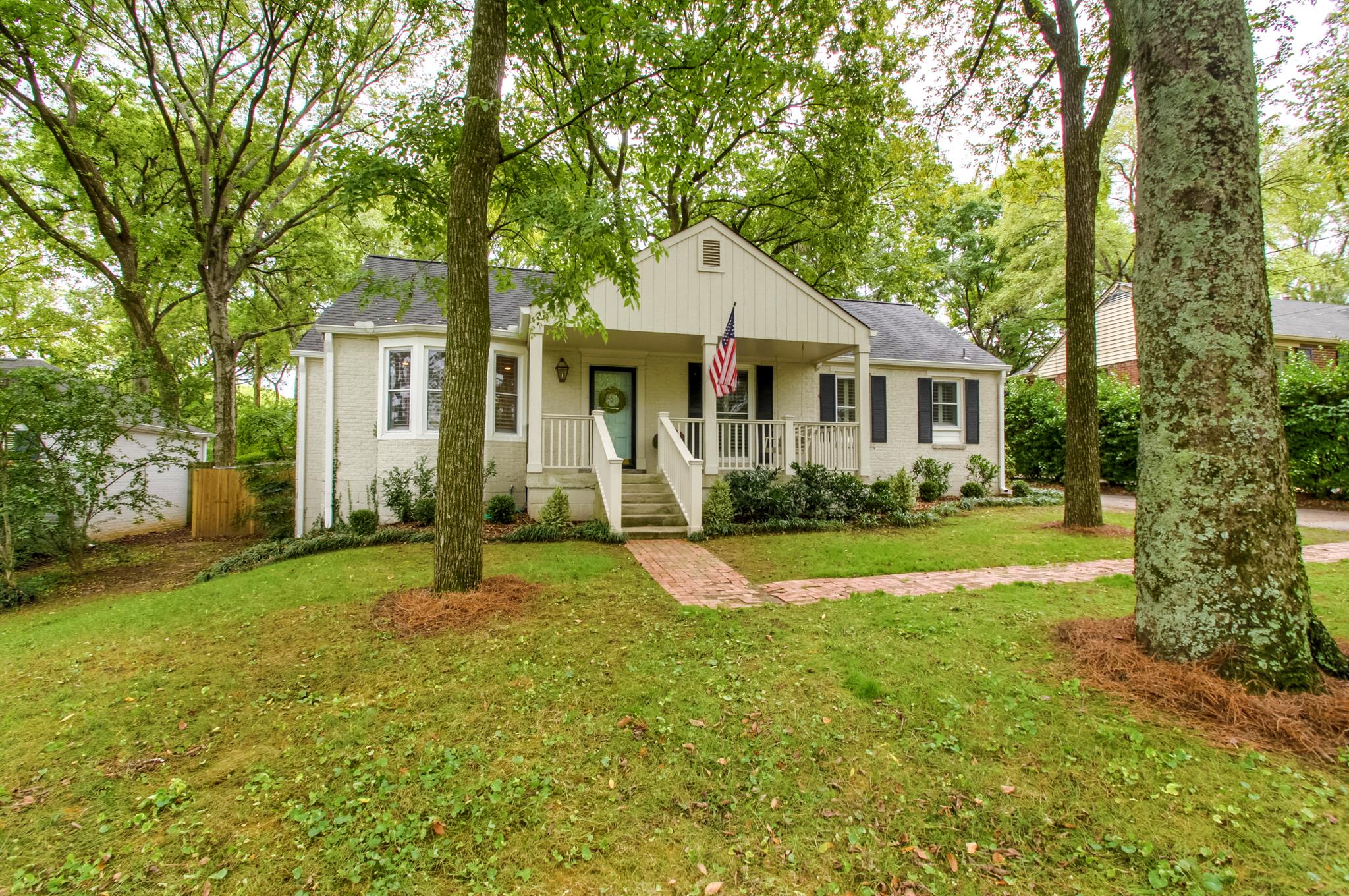 843 Crestridge Drive