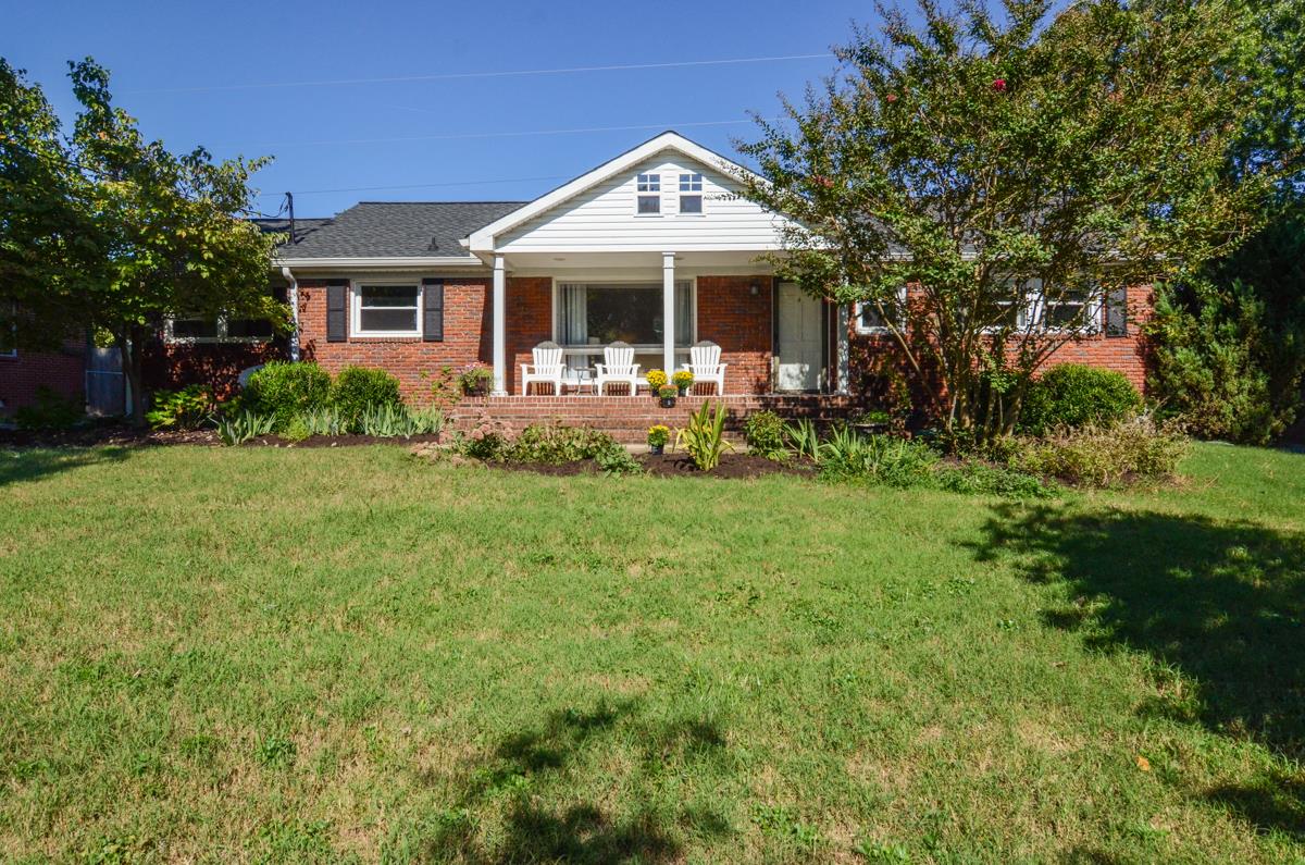 4922 Salem Dr