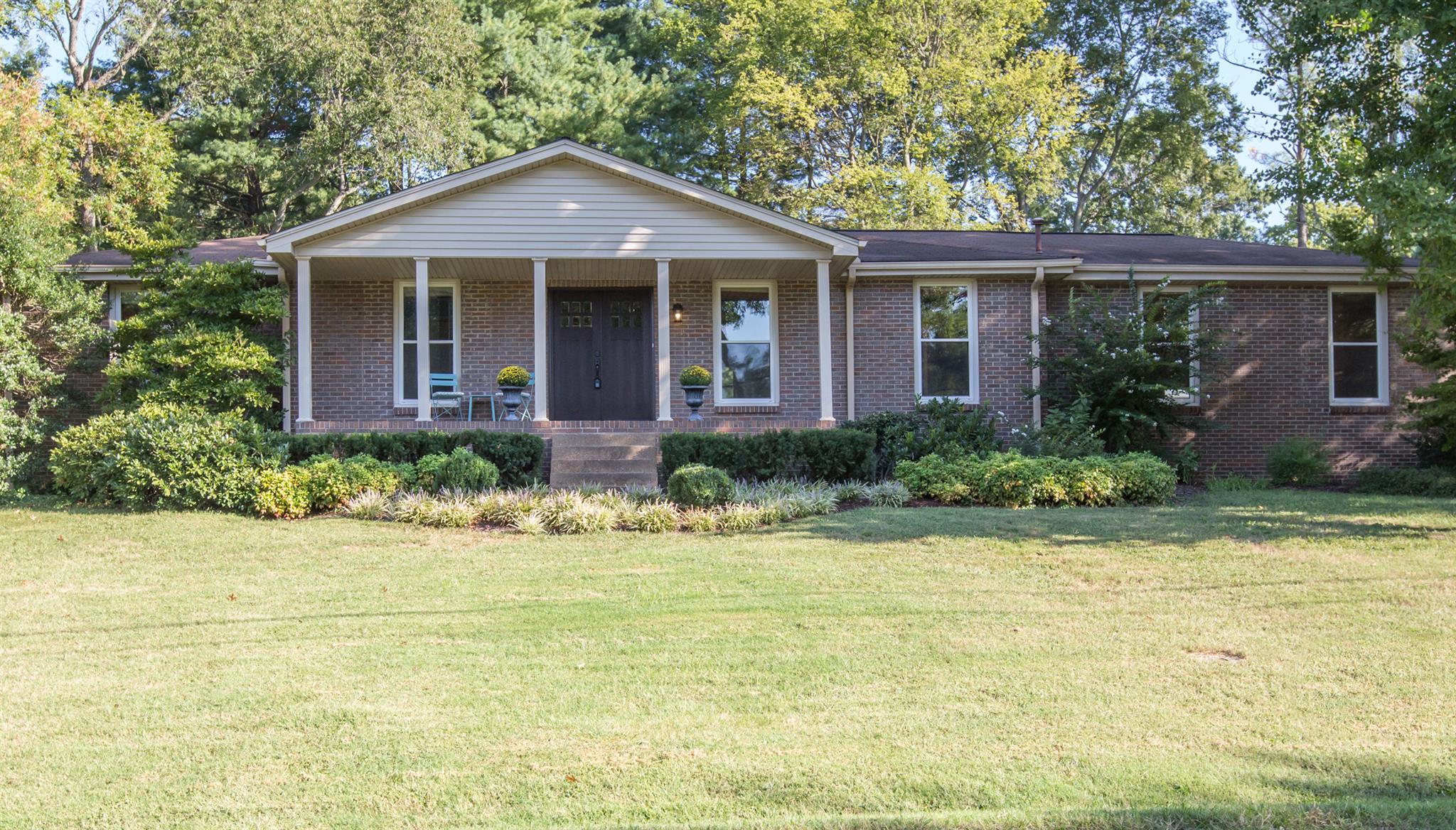 203 Churchill Pl
