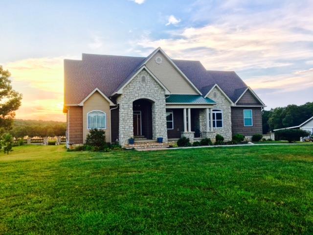 843 Buchanan Rd S