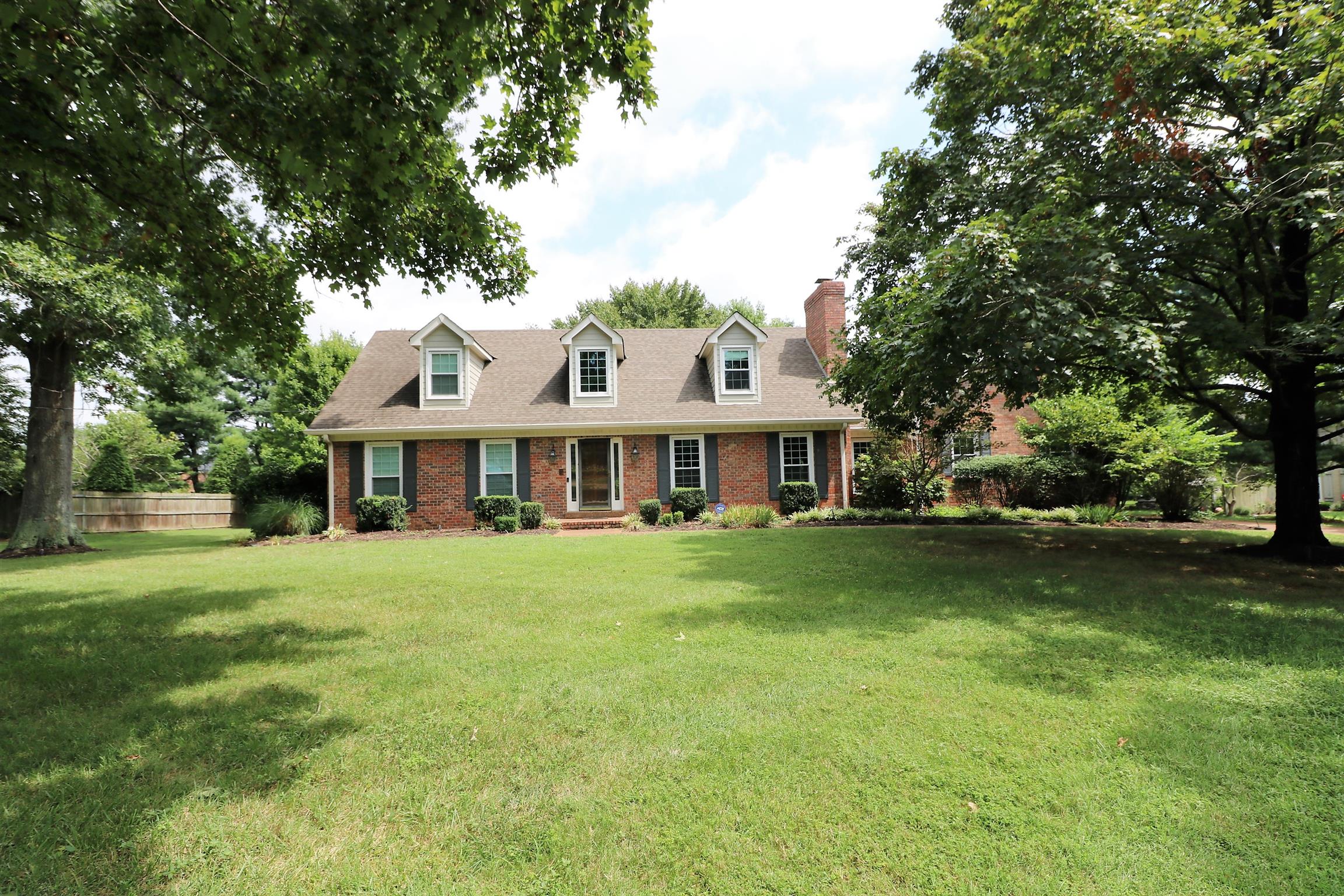 6012 Moss Rose Ct