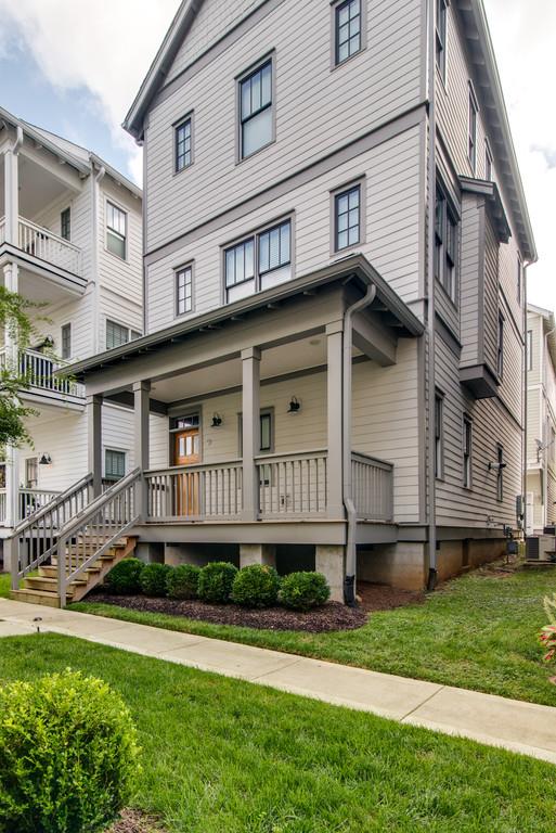 204 Burns Ave #9