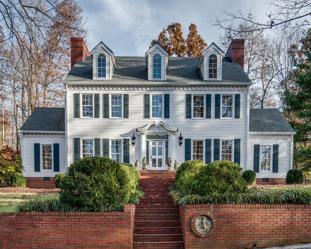 105 Stephen Nicks Drive
