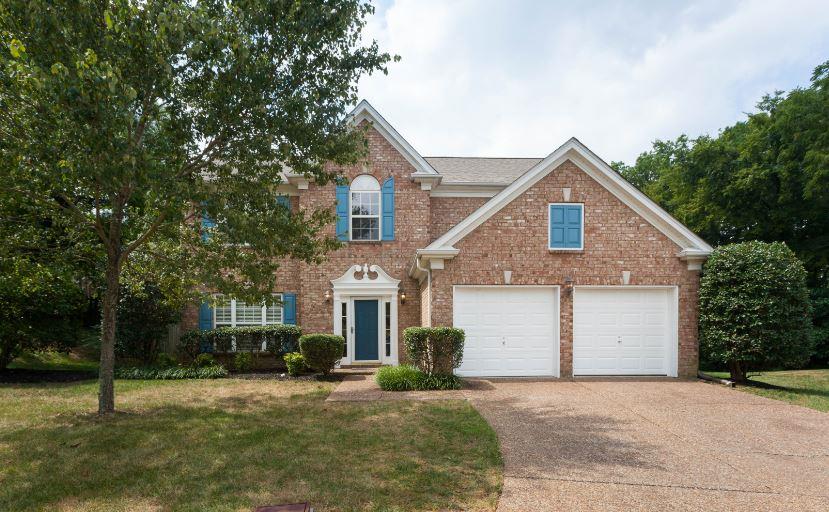 240 Sterling Oaks Pl