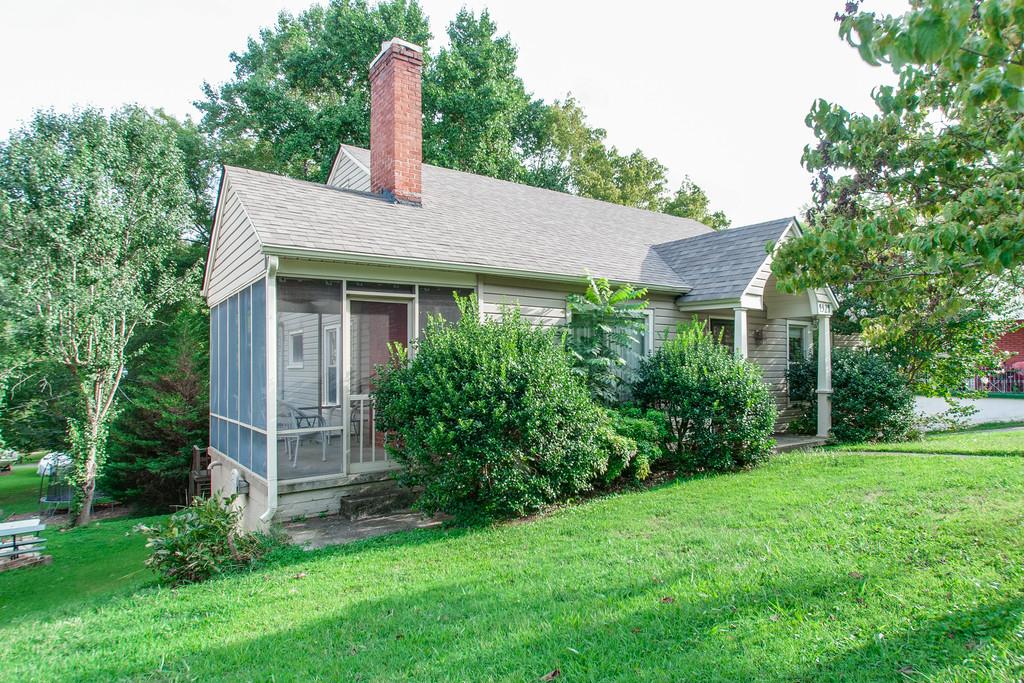 4324 W Main St