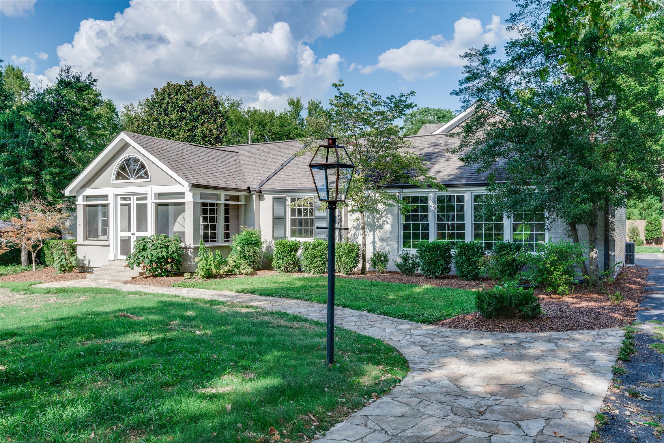 122 Heady Dr