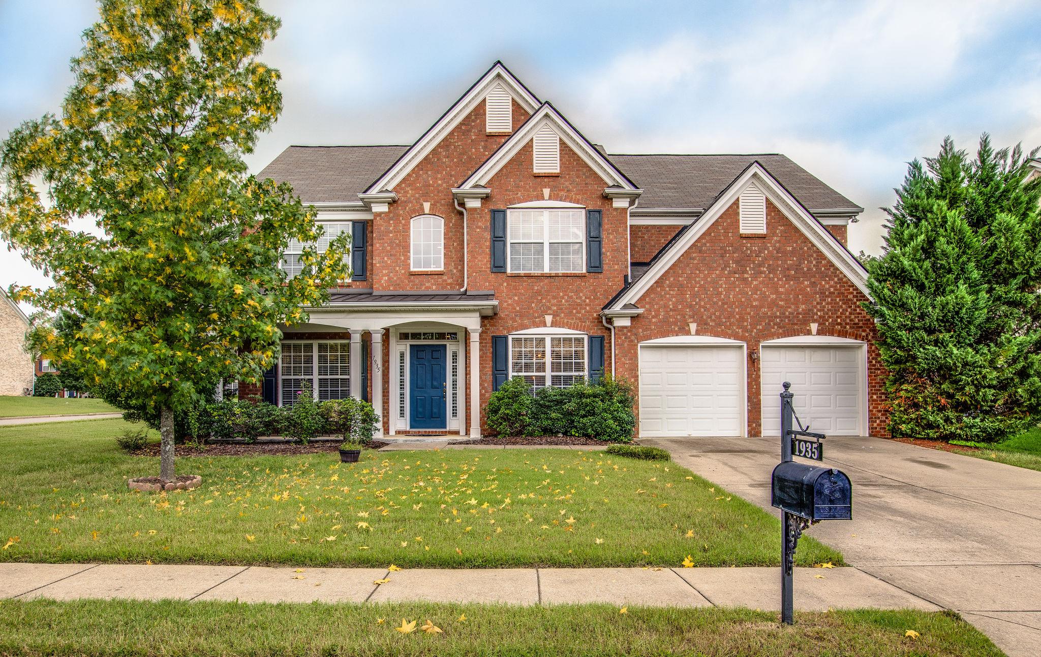 1935 Ashburn Ct