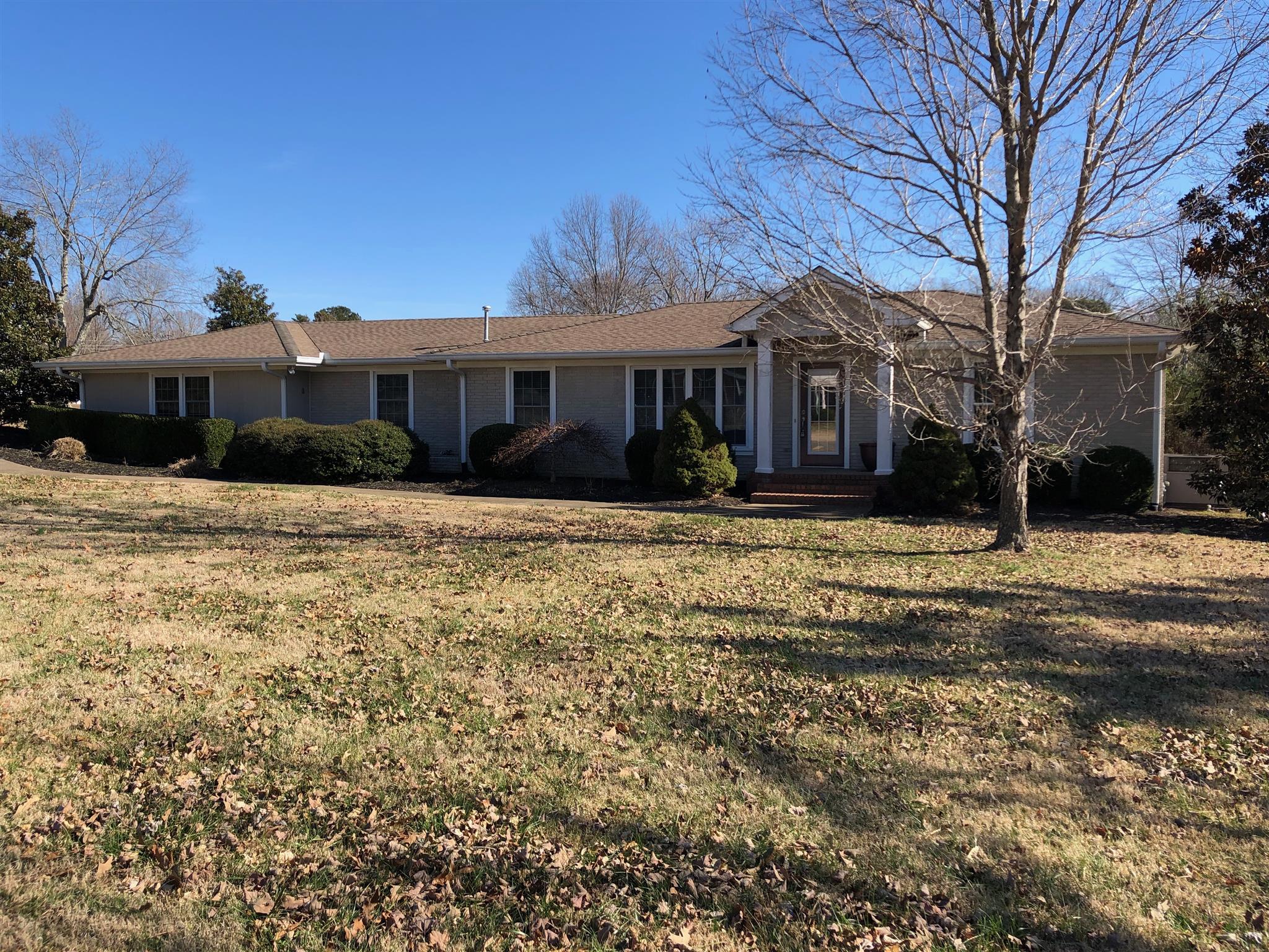 300 Hillview Dr