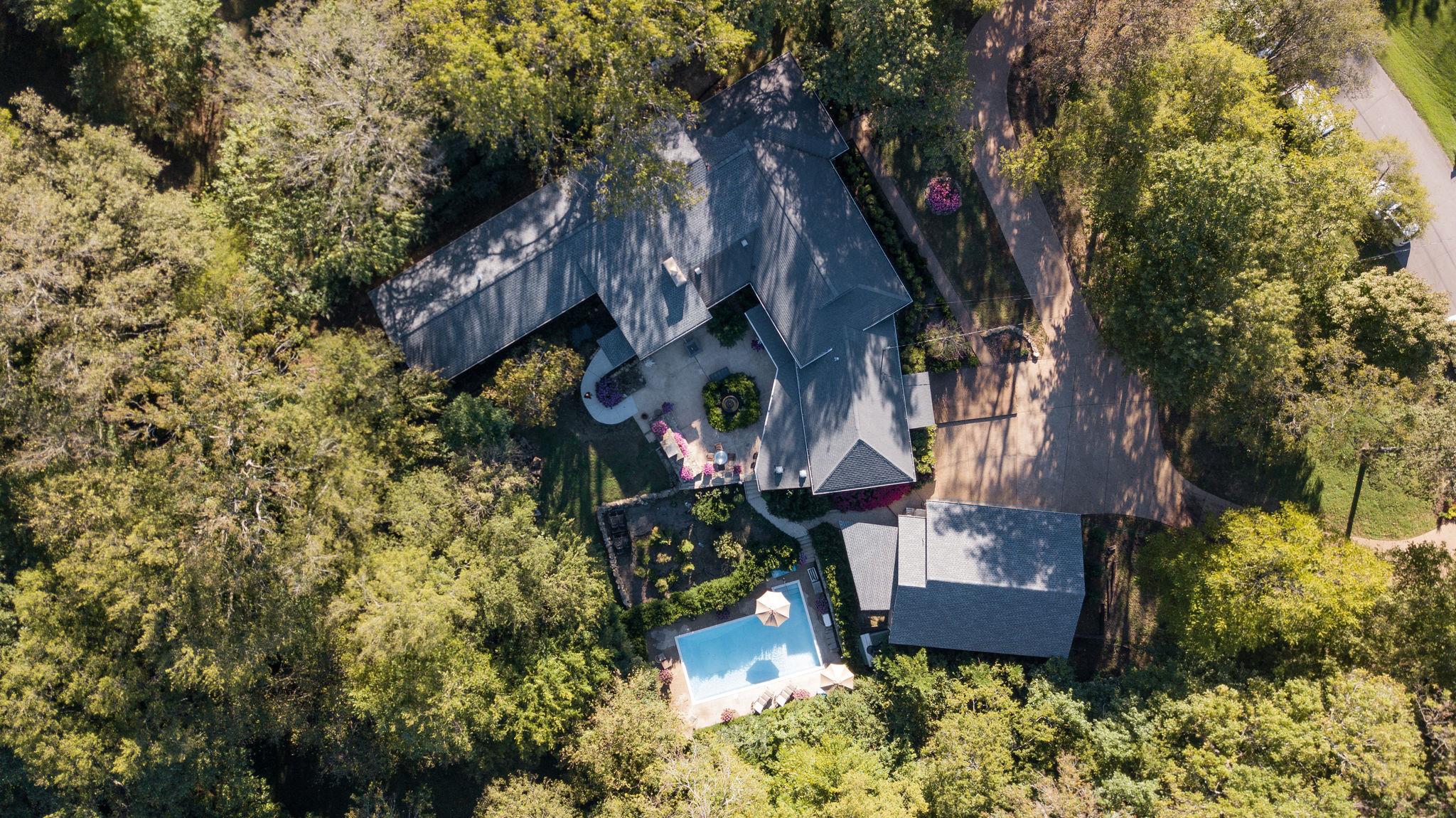 6705 Darden Pl