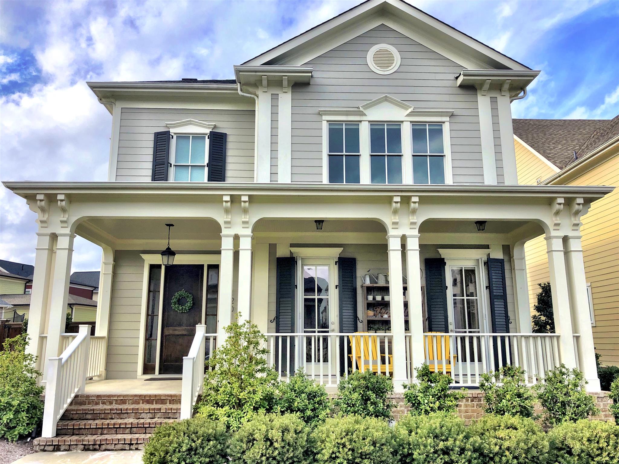 1201 Porter St