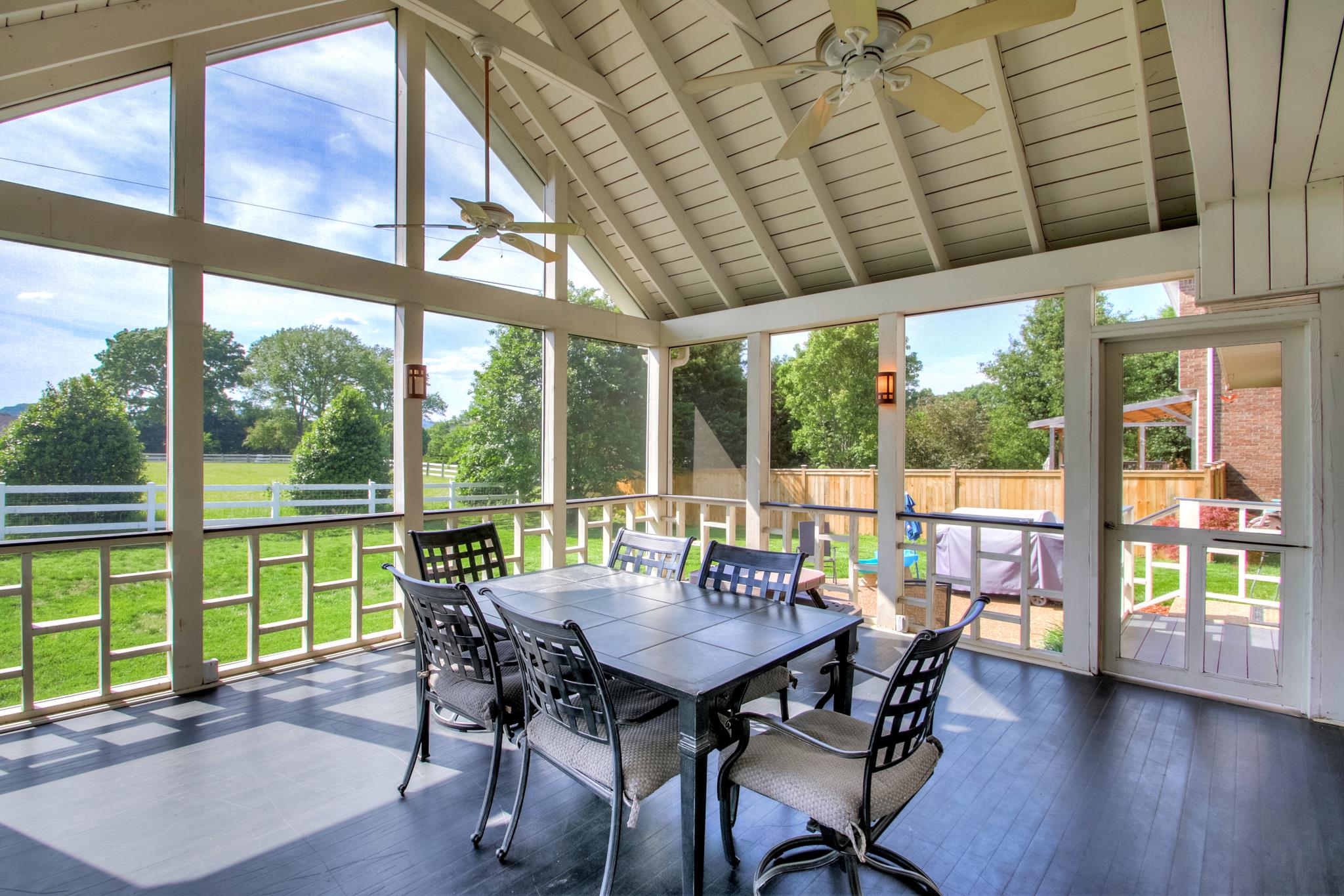 613 Copperfield Ct
