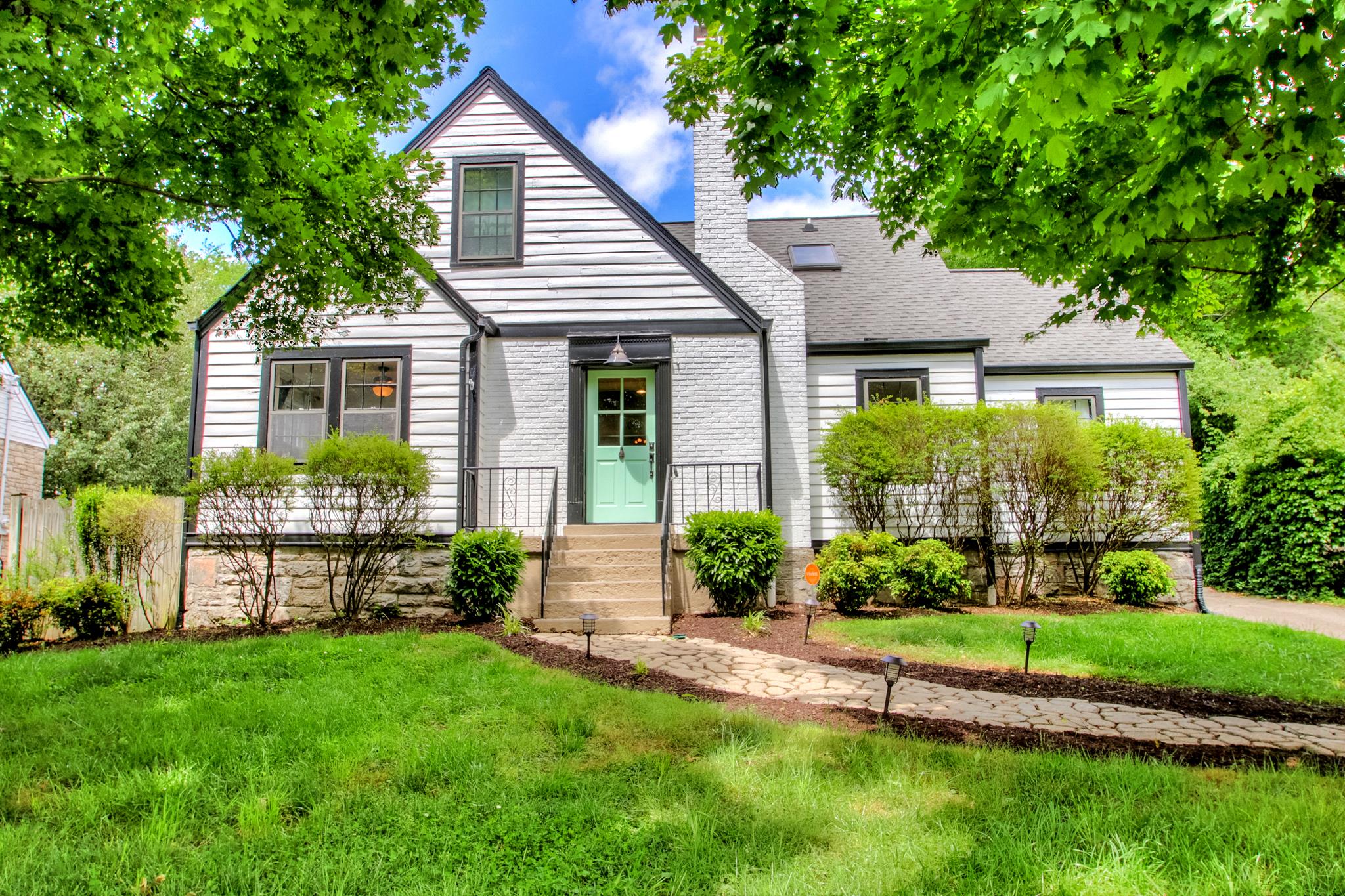 1830 Primrose Ave