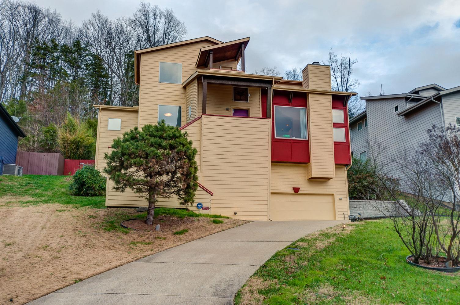 210 Hicks Rd