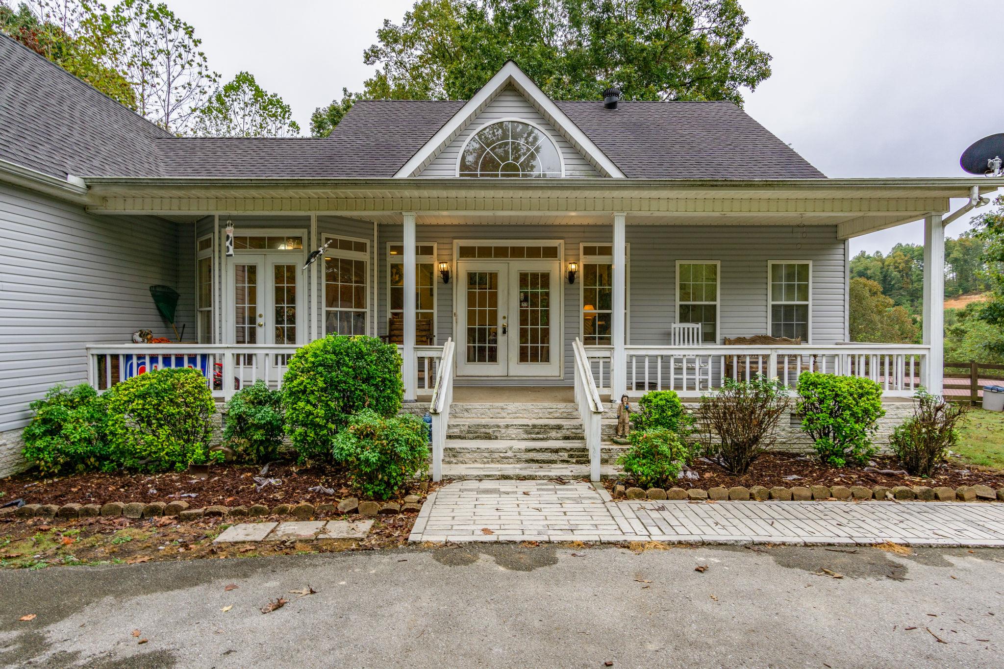 104 Salem Rd