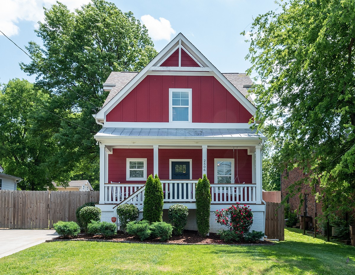 2506 Foster Ave