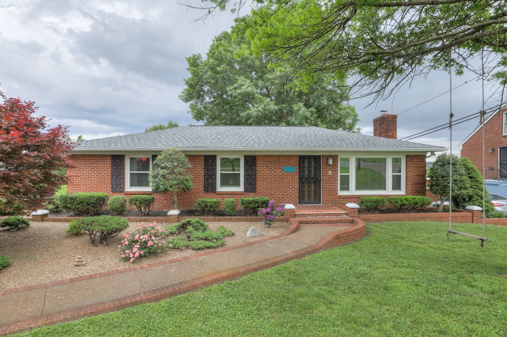 2711 Noonan Dr