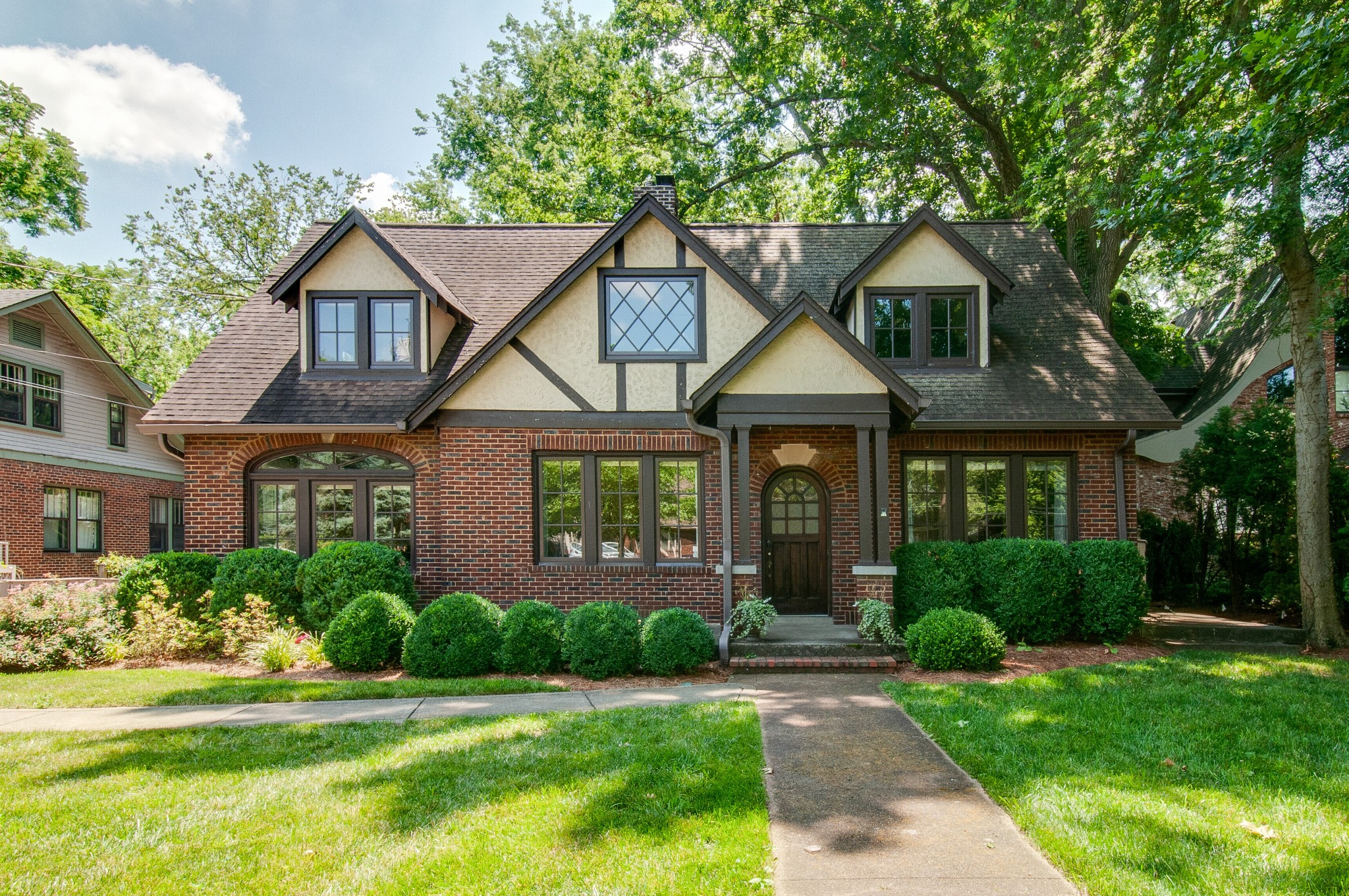 3006 Brightwood Ave