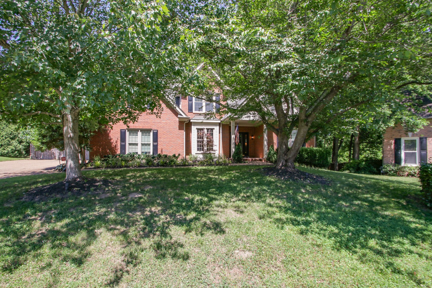 421 Loudon Pl