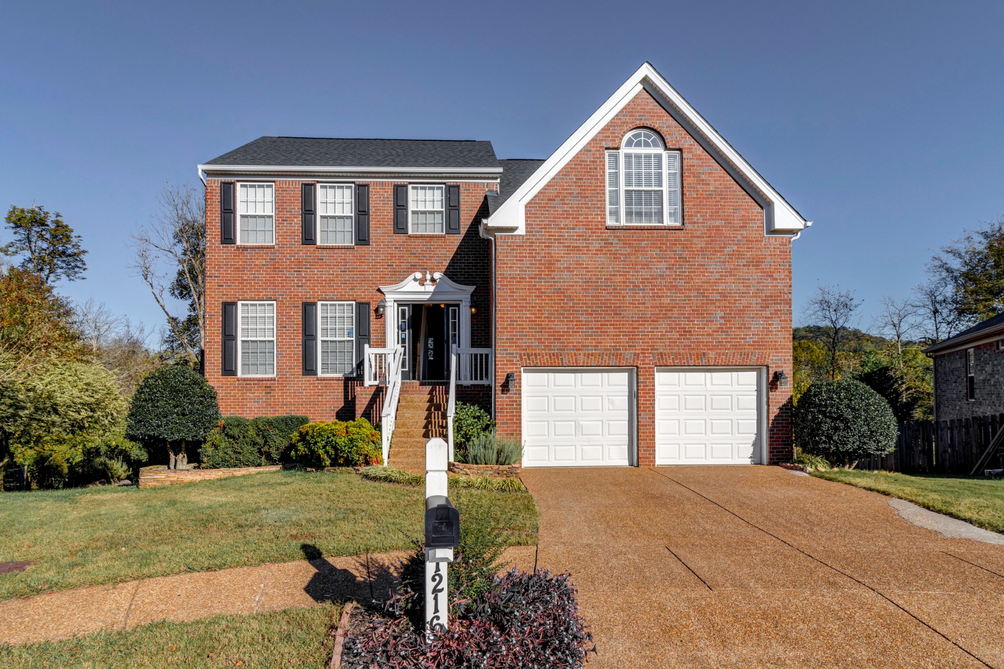 1216 Beautiful Valley Ct