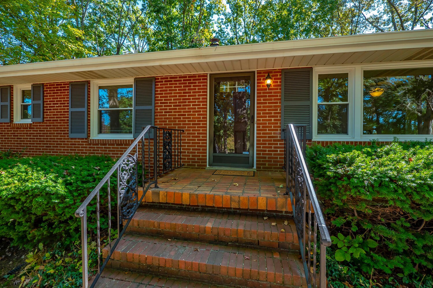 316 Broadview Dr