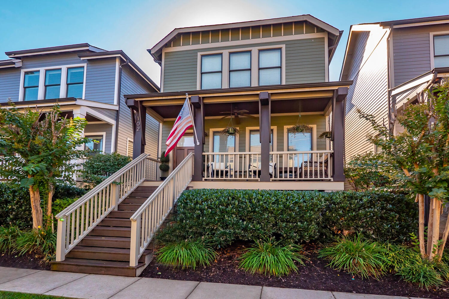413 Van Buren St