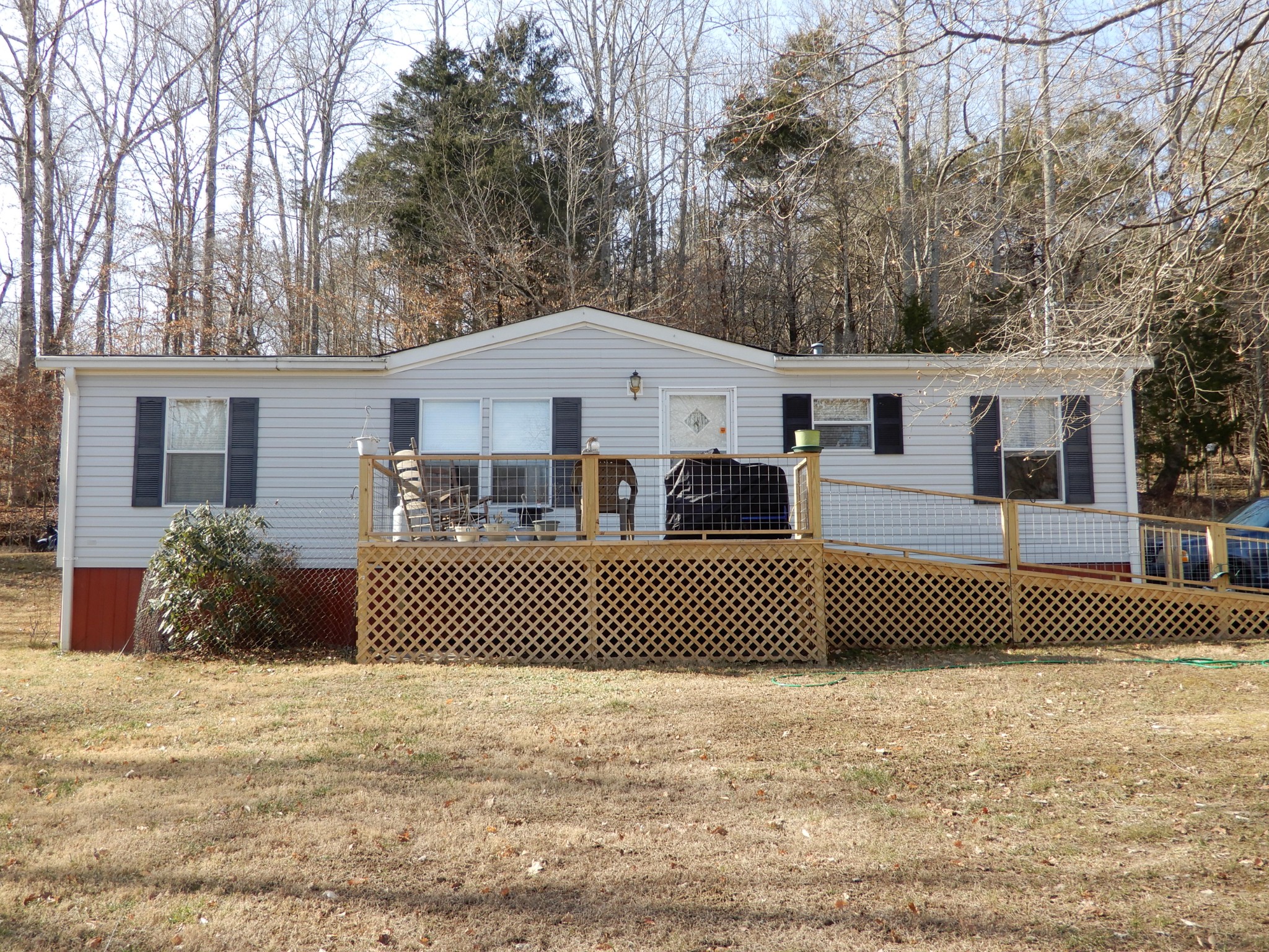 726 Plunders Creek Rd