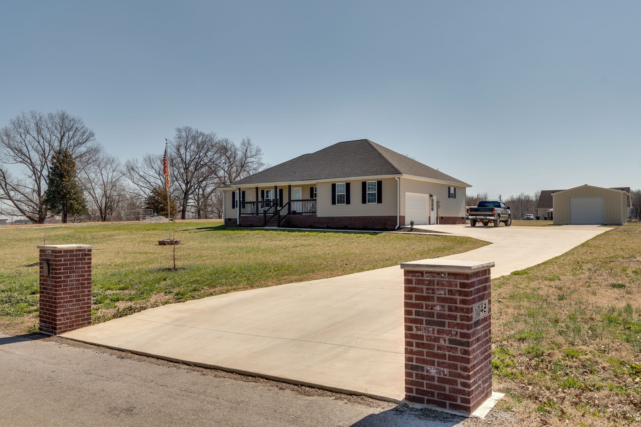 1042 Dugout Rd