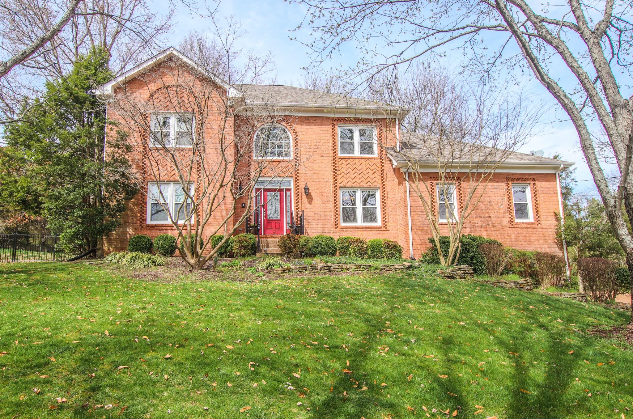 518 N Woods Ct