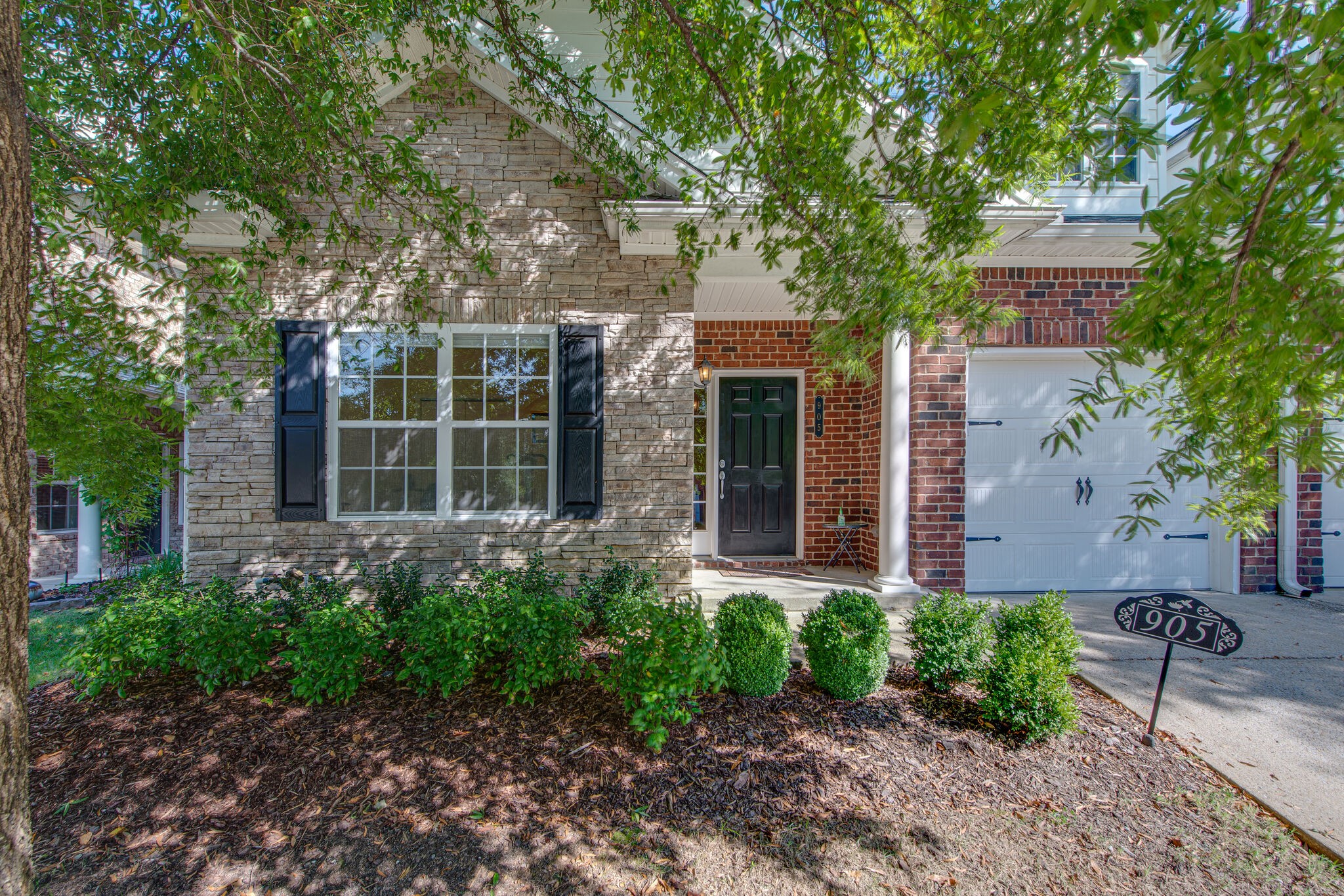 905 Catlow Ct