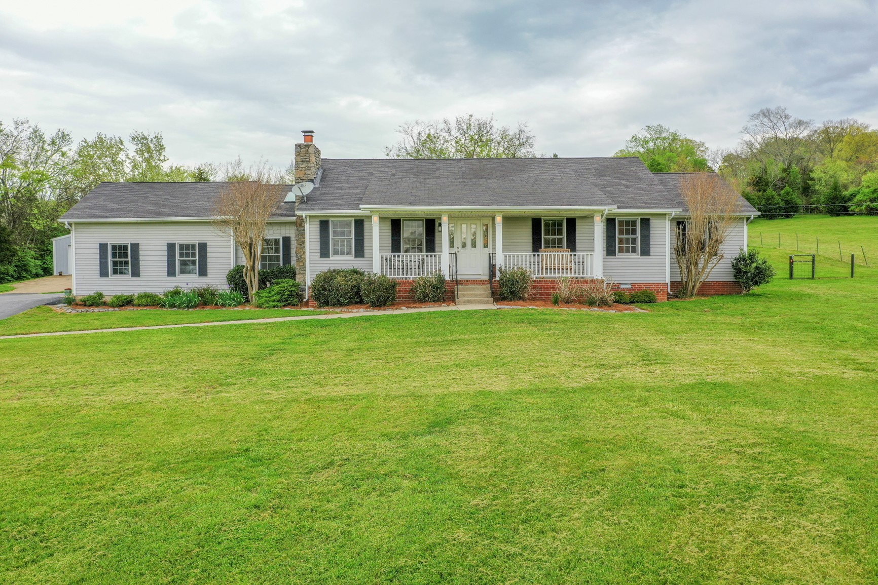 2702 Thompson Station Rd, E