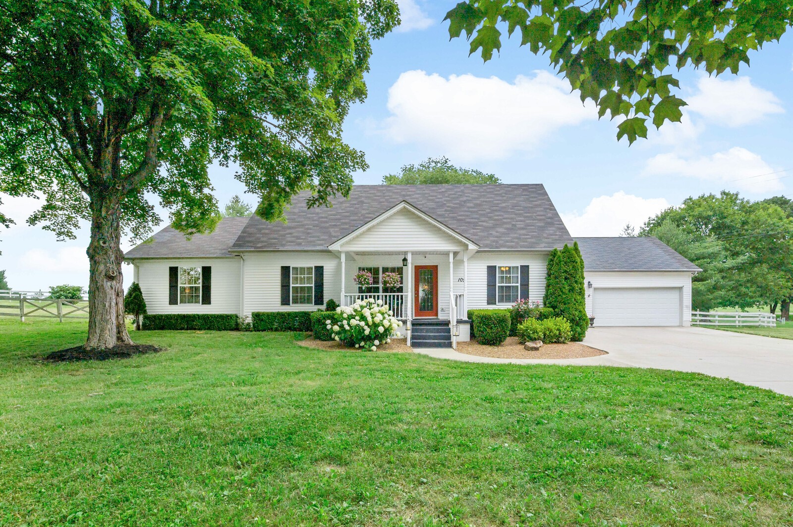 105 S Palmers Chapel Rd