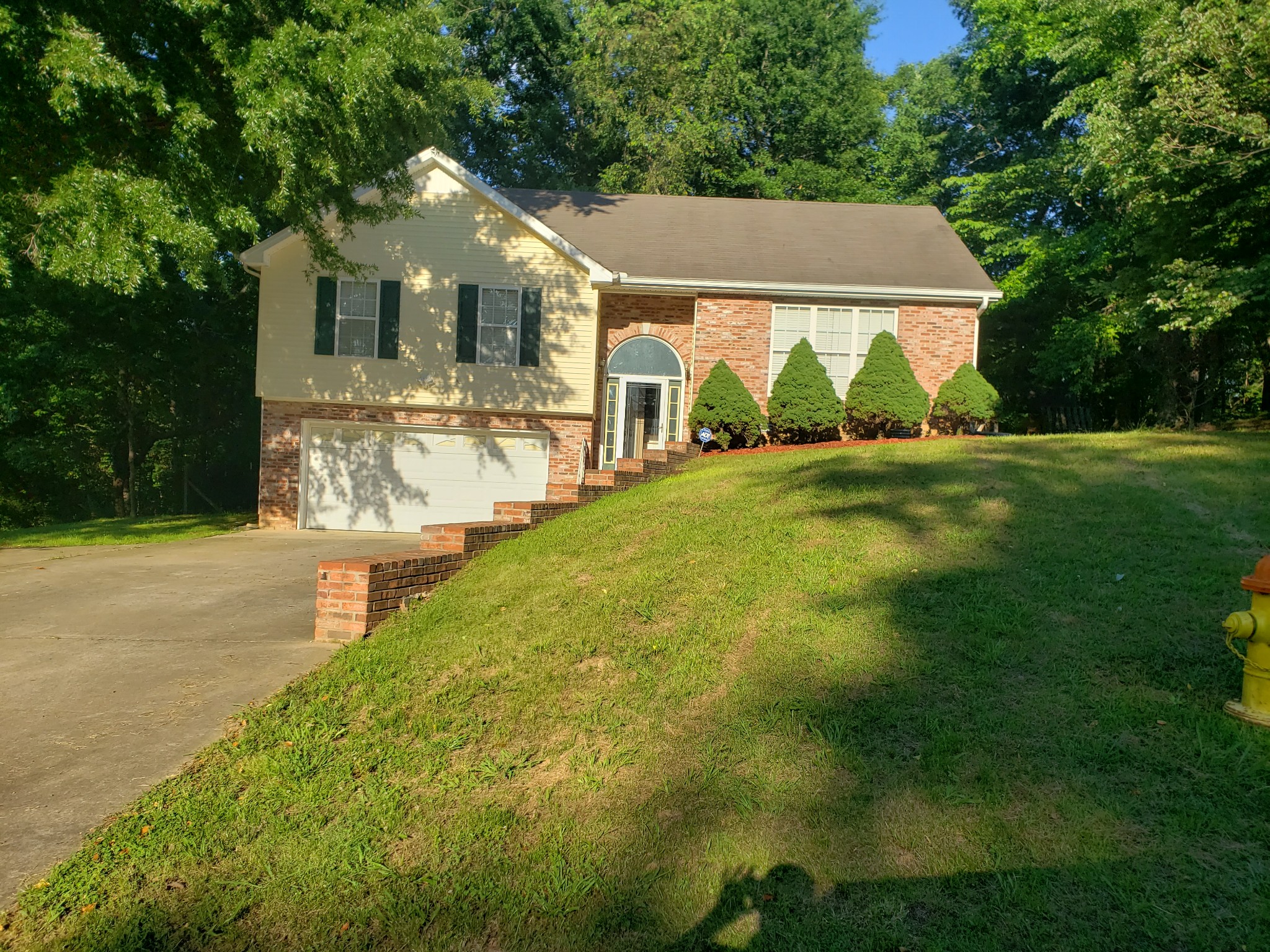 209 Luther Ct