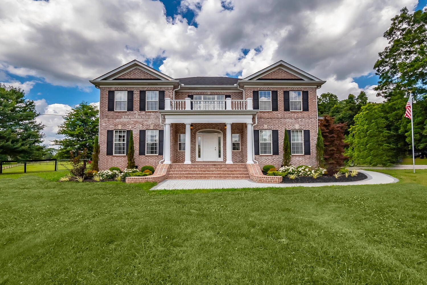 1212 Gallion Rd