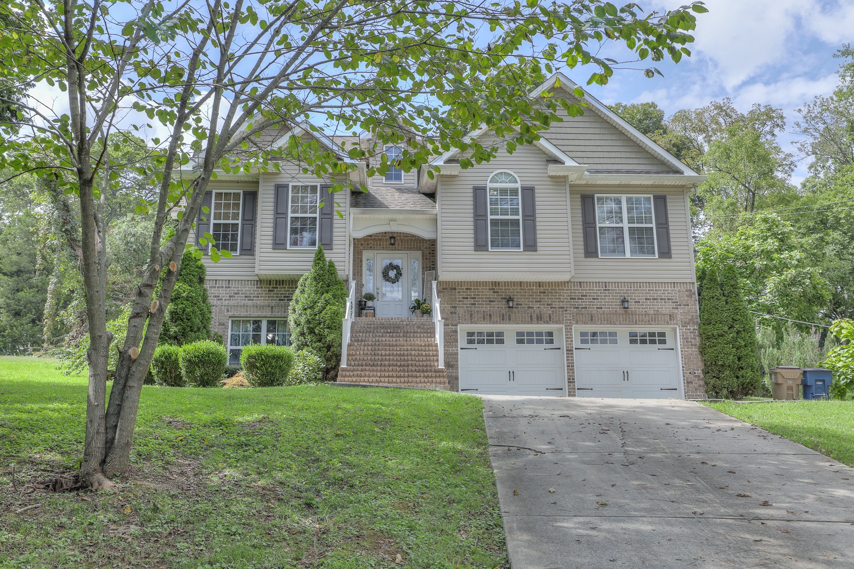 461 Moncrief Ave
