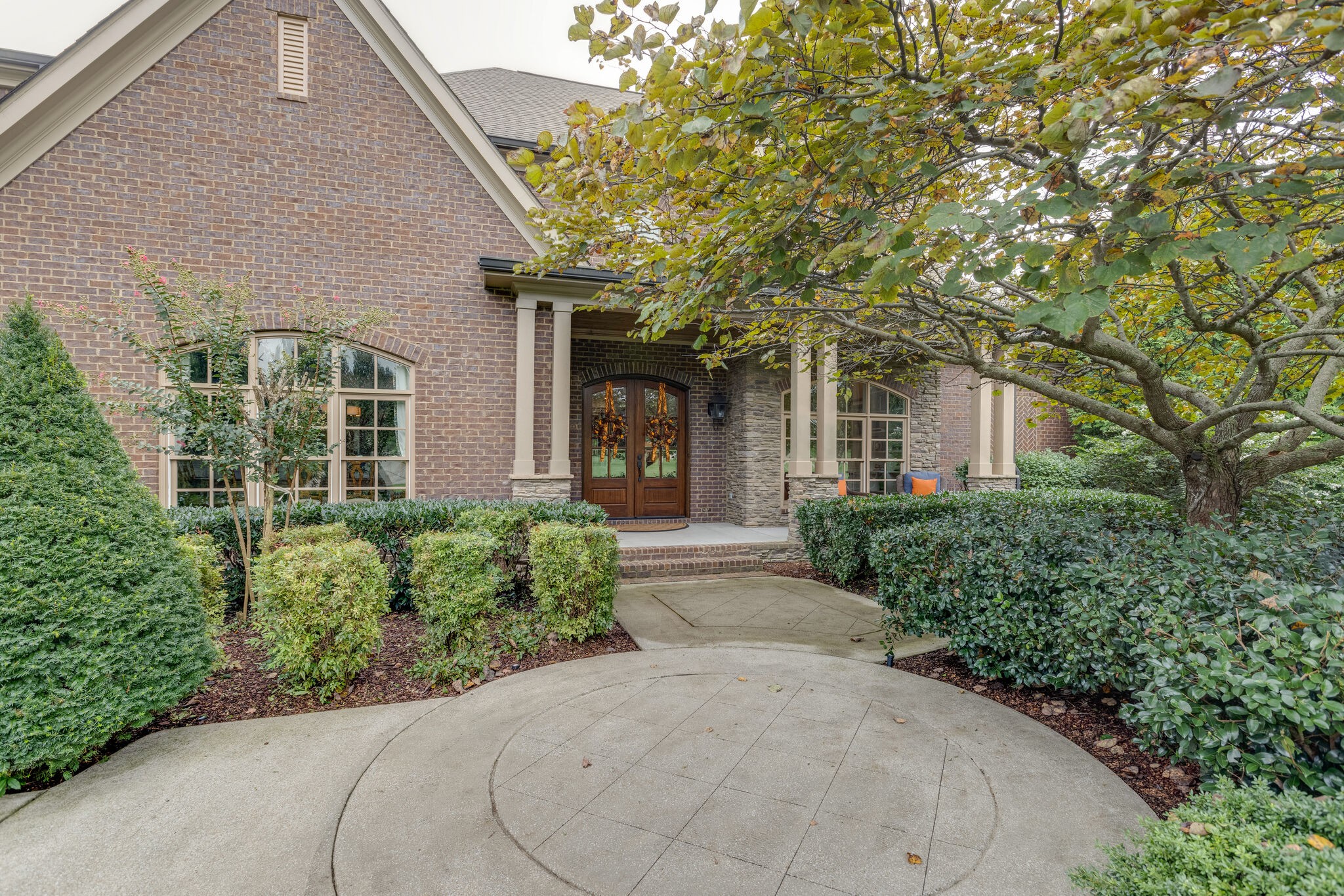 2458 Durham Manor Dr