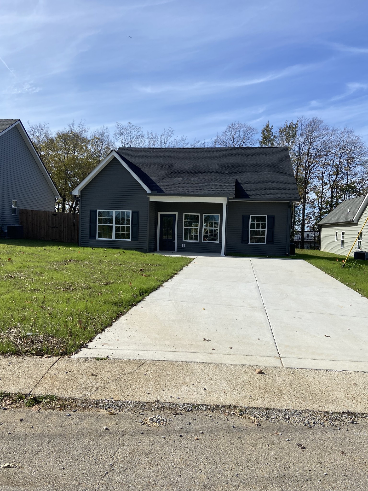 200 Miller St