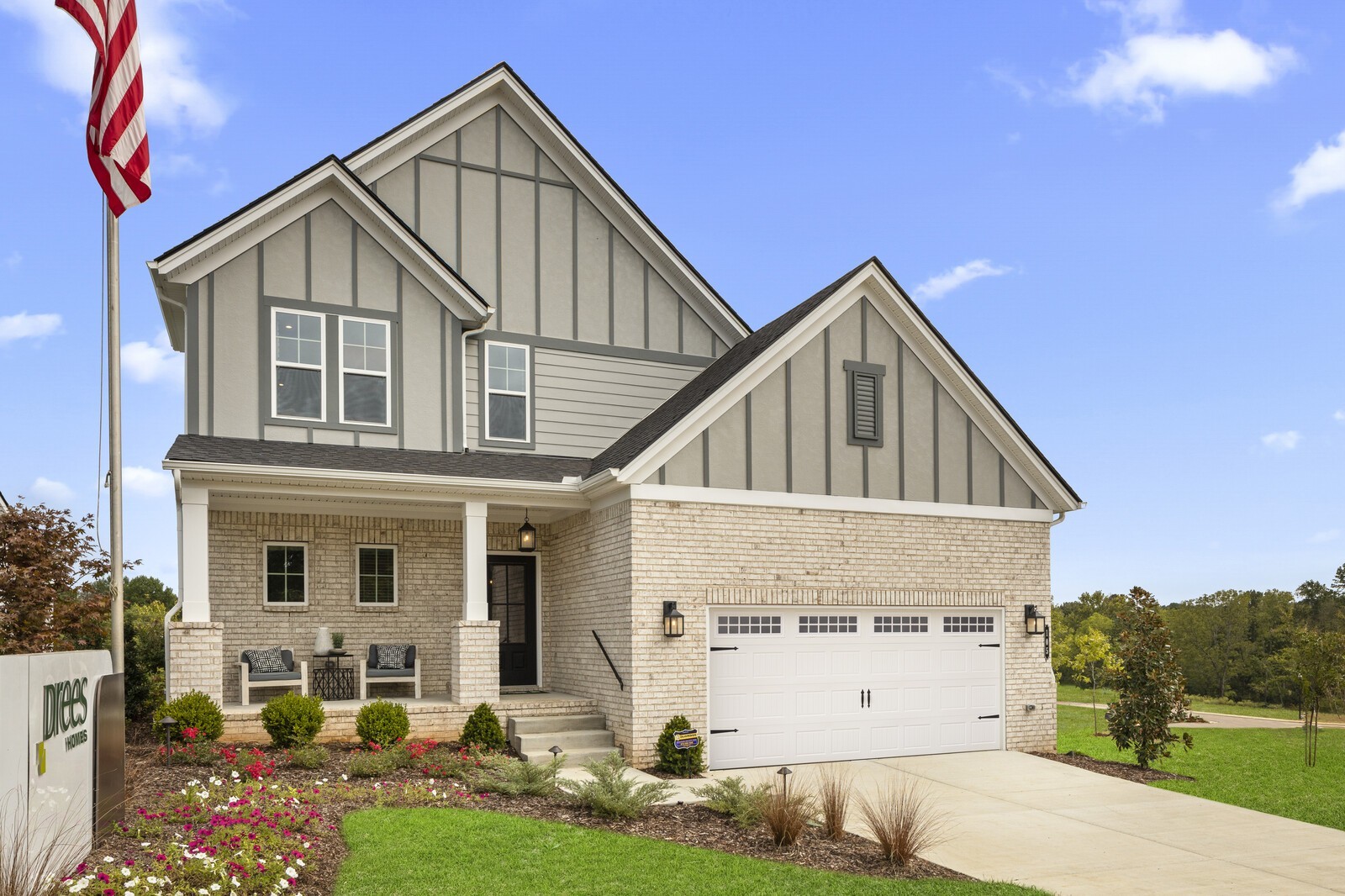 414 Meandering Way