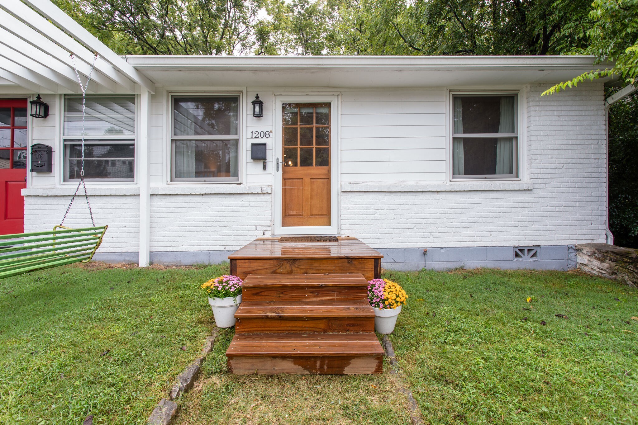 1208A Kirkwood Ave
