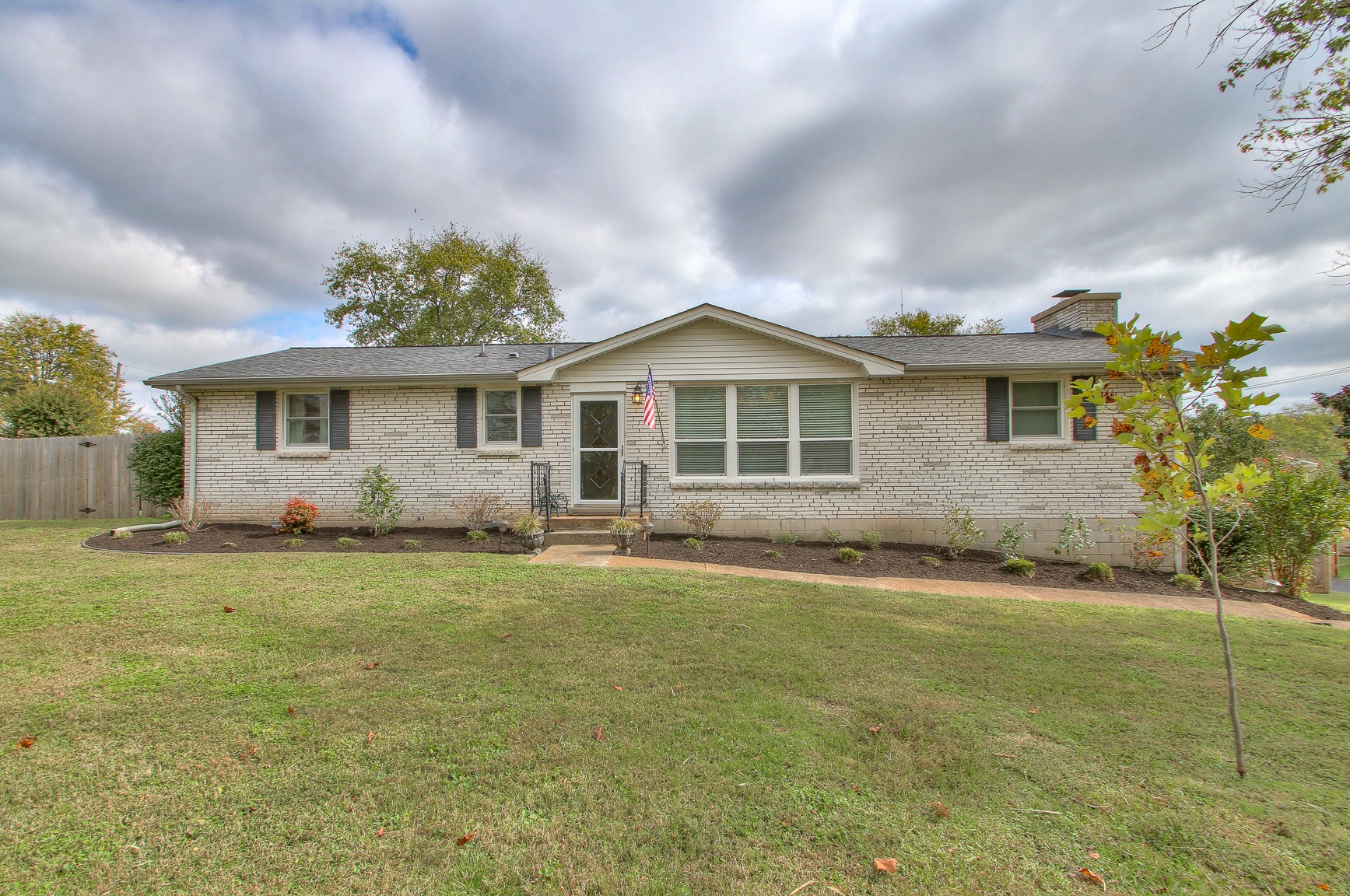 606 Galaxie Dr