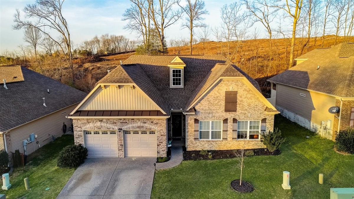 4400 Luke Dr