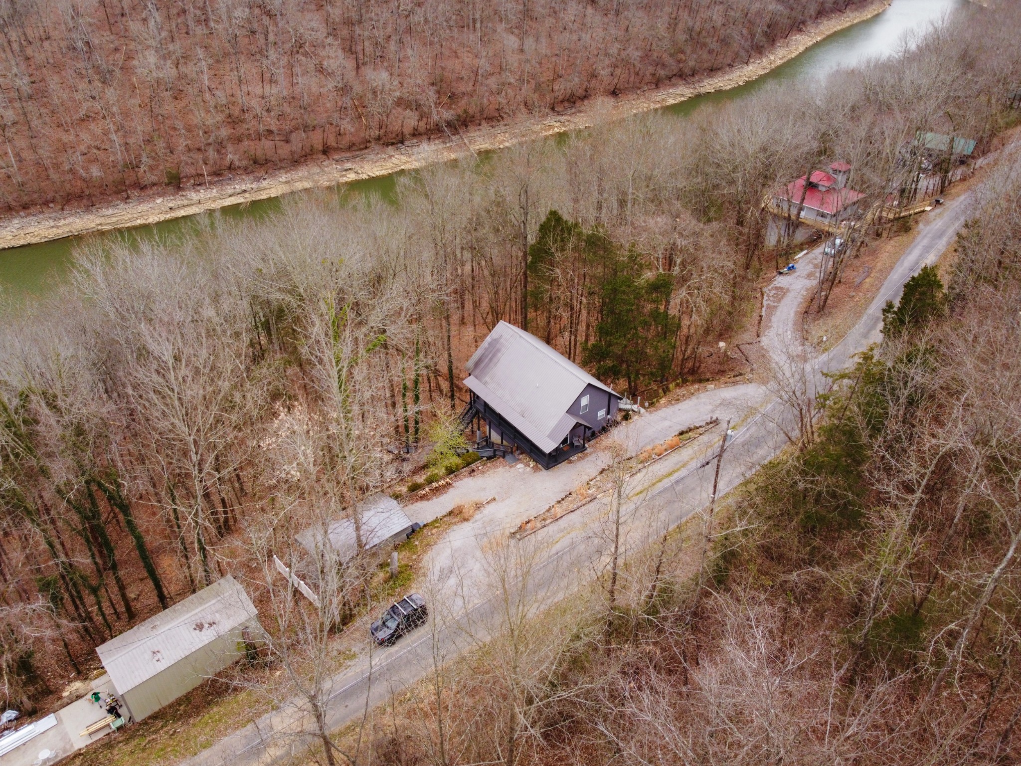 1337 Lakeside Dr