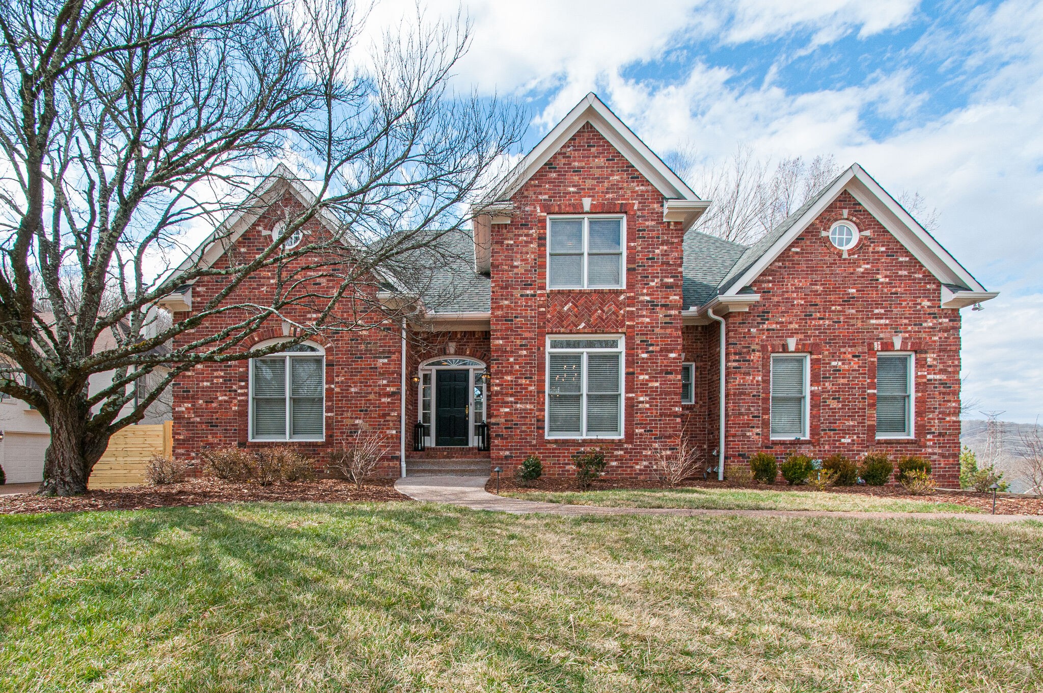 407 Brickenhall Dr