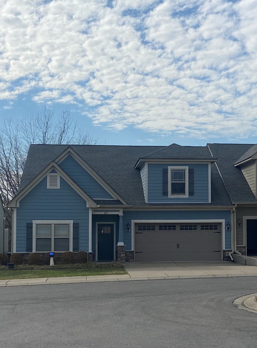 147 West Lake Villa Blvd