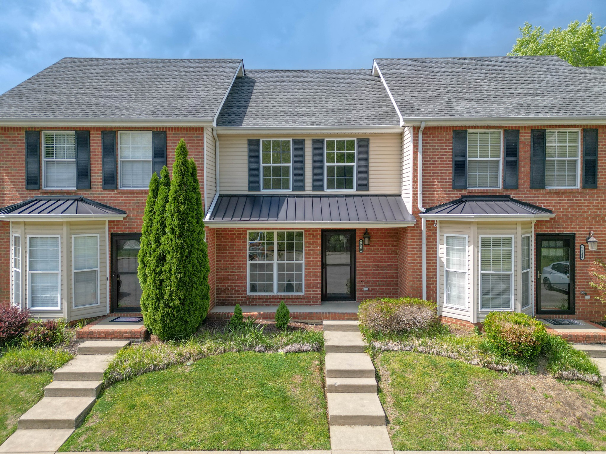 7220 Rosemary Ct