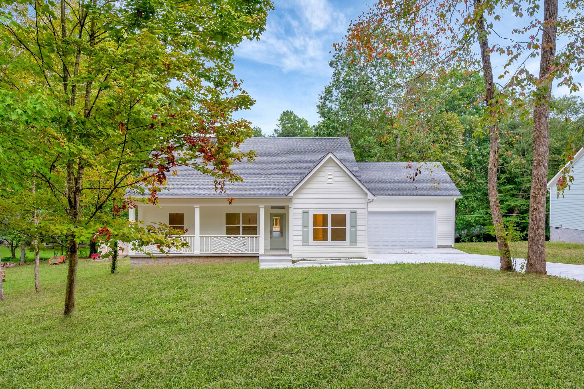 1015A BELMONT DR