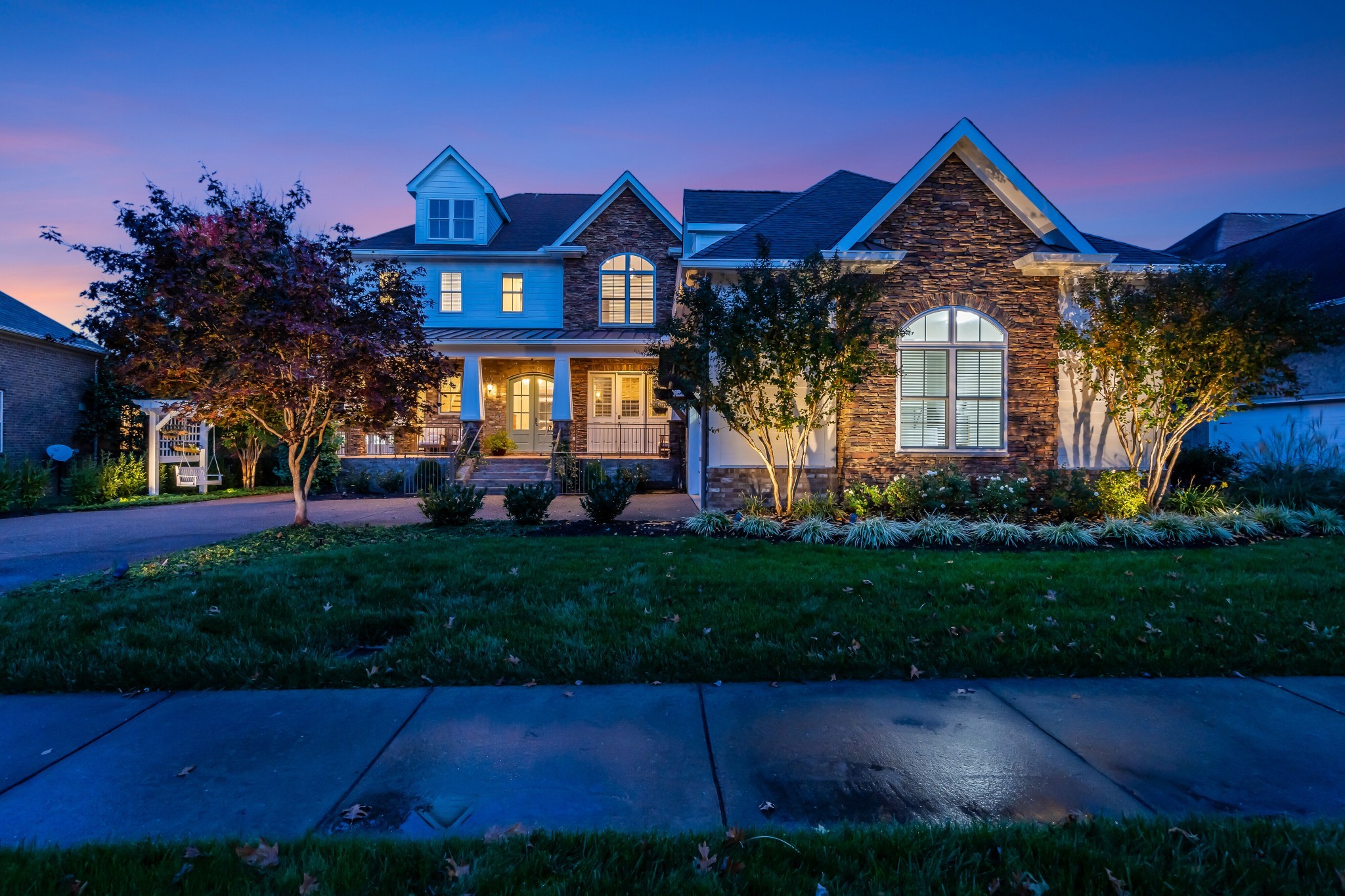 713 Springlake Dr