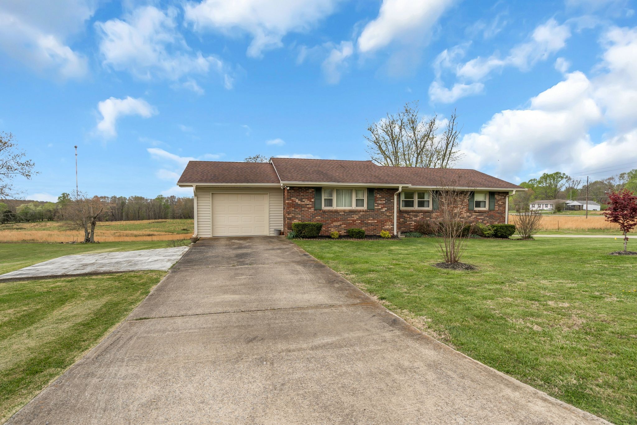 1706 W Grab Creek Rd