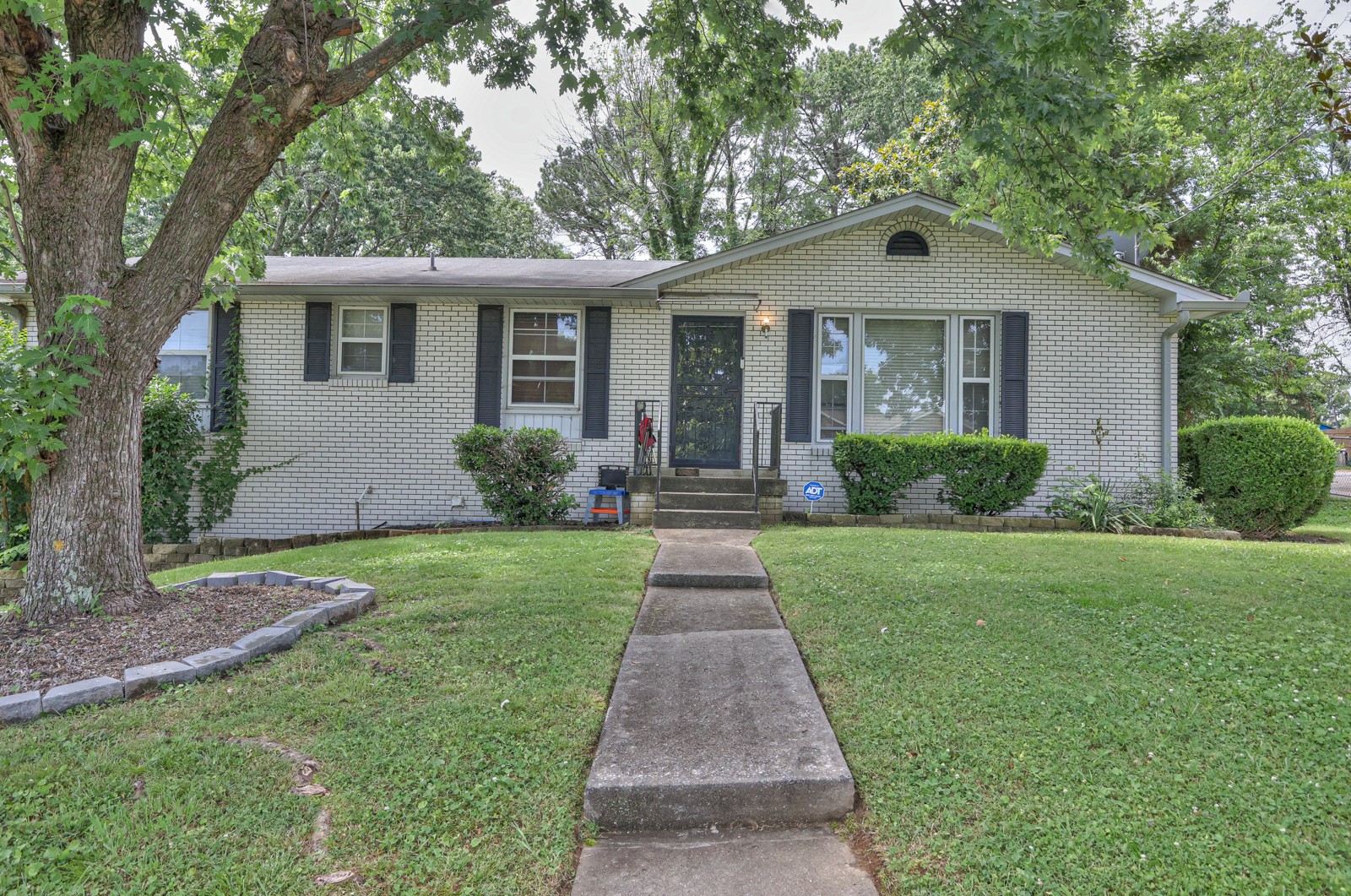 177 Sheila Dr